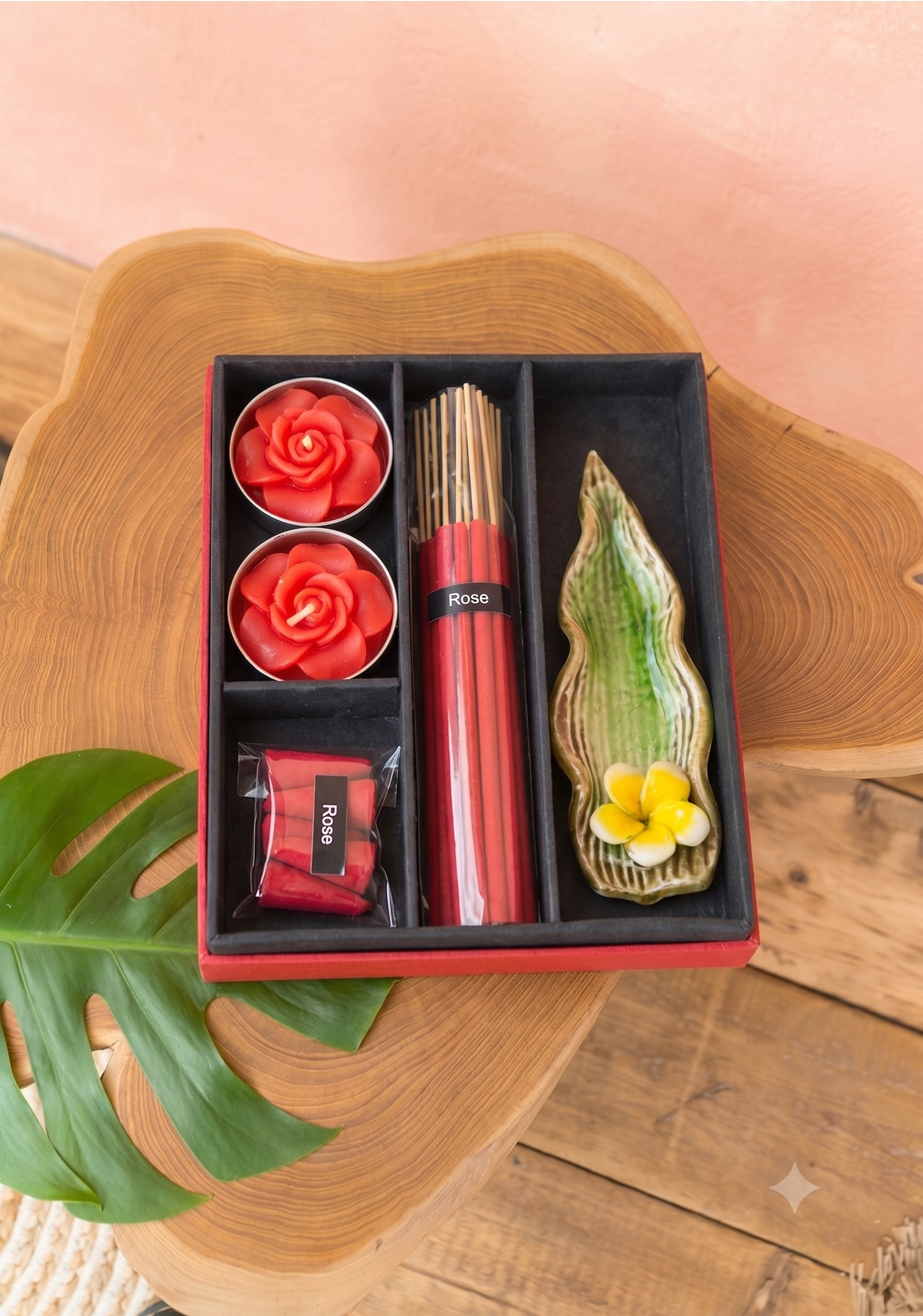 Ensemble cadeau d’encens avec porte-encens en forme de feuille
