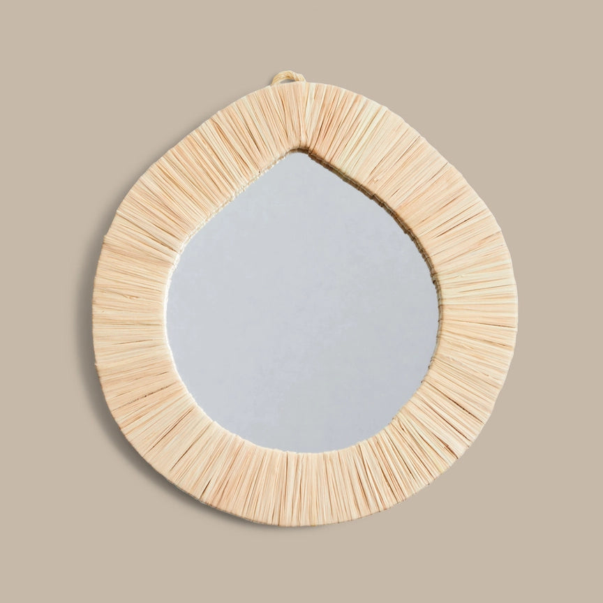 Ensemble de miroirs en forme de goutte avec cadre en raphia