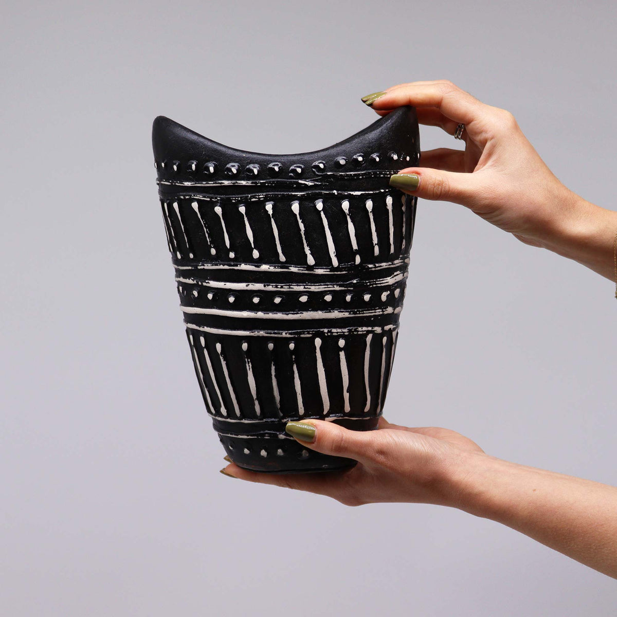 Vase en Forme de Tourbillons - Chocolat